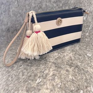 Spartina wrist purse. Navy and white.